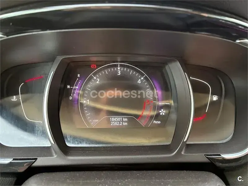 Usado Renault Espace Initiale 160 CV (117 kW) 2017 Negro Monovolumen