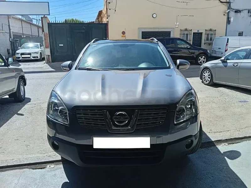 Usado Nissan Qashqai Premium Edition 115 CV (84 kW) 2009 Gris / plata SUV