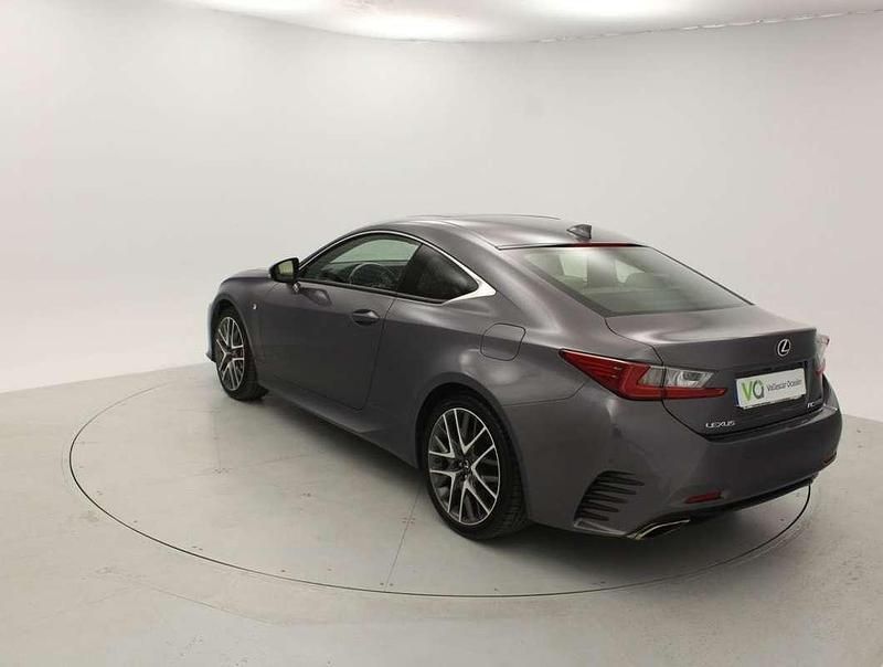 Usado Lexus RC300h Sport Line 223 CV (164 kW) 2018 Gris Coupe