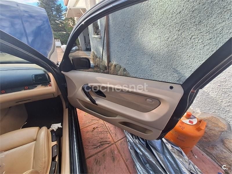 Usado BMW 320 M Sport 150 HP (110 kW) 2004 Preto Sedan