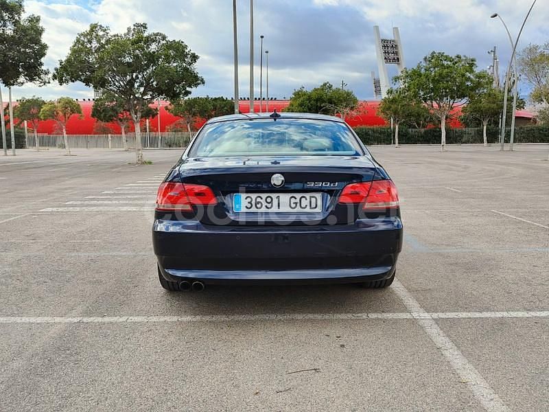 Usado BMW 330 245 CV (180 kW) 2008 Gris / plata Coupe