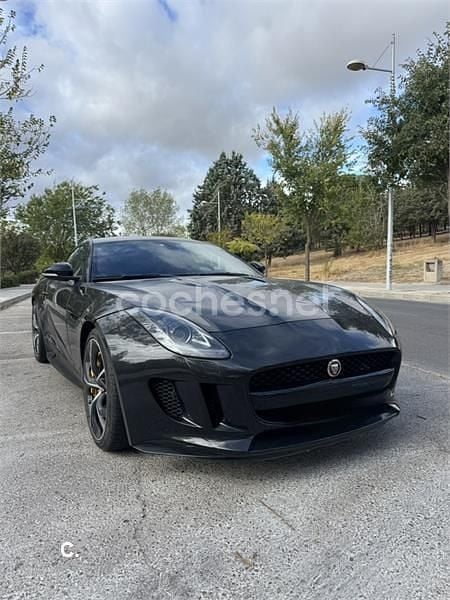 Usado Jaguar F-Type R 550 CV (404 kW) 2016 Negro Coupe