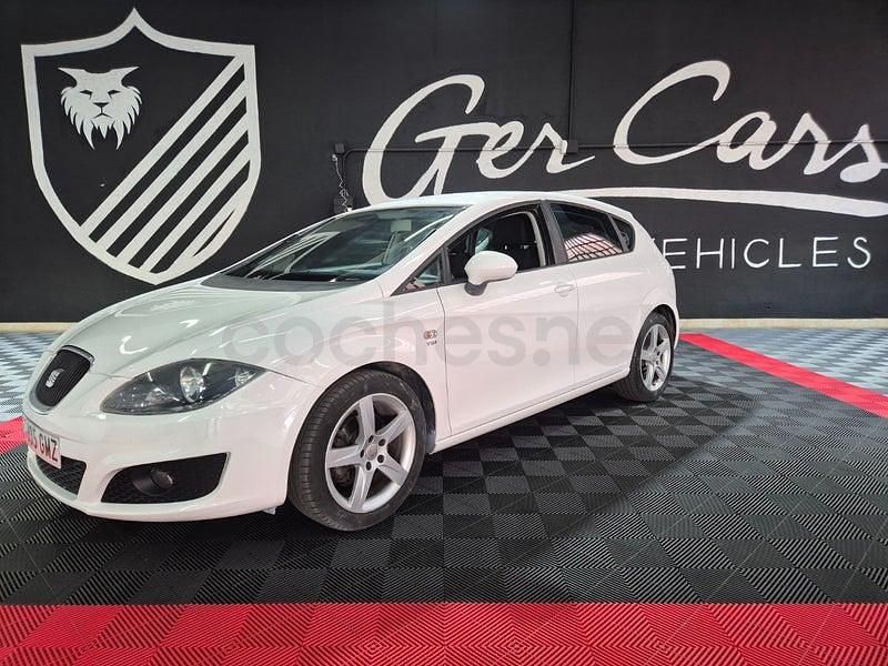 Usado Seat Leon Style 125 CV (91 kW) 2009 Blanco Utilitario