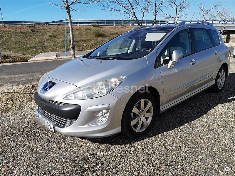 Gris / plata Usado 2010 Peugeot 308 Premium Familiar | 3700 € (Precio justo) - Imagen 1/4