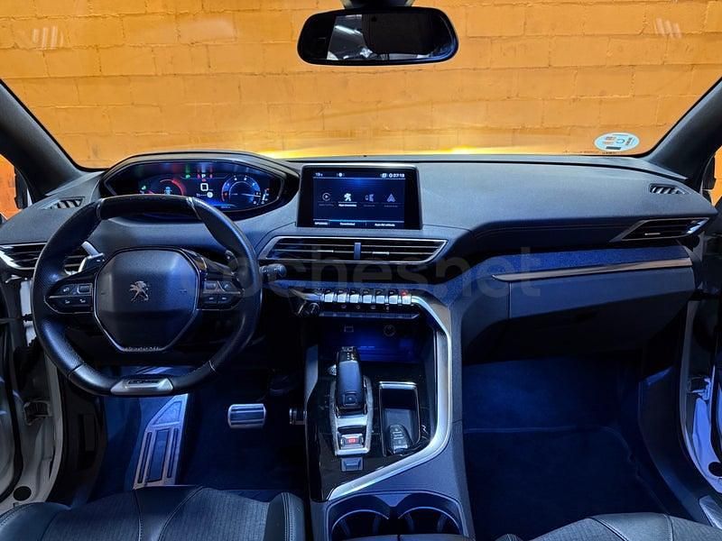 Usado Peugeot 5008 Style 120 CV (88 kW) 2017 Blanco Monovolumen