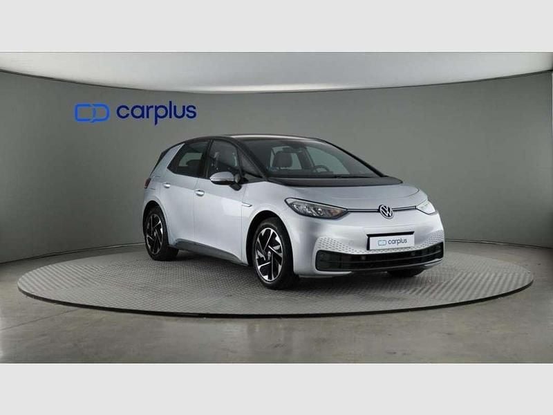 Usado VW ID.3 Pro Performance 150 kW (204 CV) 2021 Plateado Utilitario