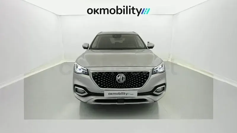 Usado MG HS Luxury 162 CV (119 kW) 2023 Gris / plata SUV