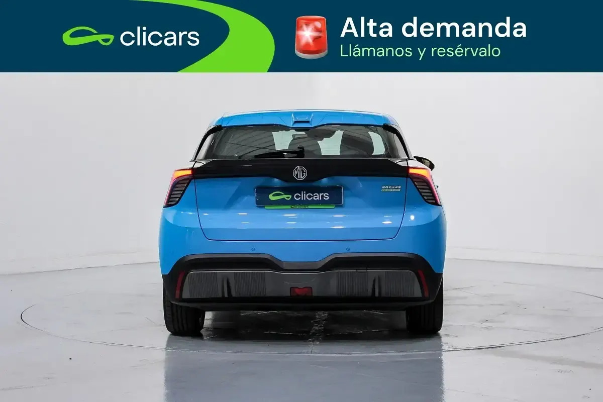 Usado MG MG4 EV 125 kW (170 CV) 2023 Azul Utilitario