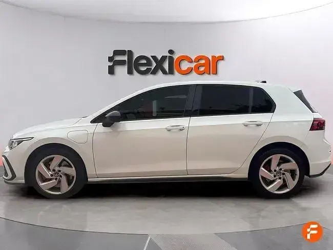 Usado VW Golf VII GTE 245 CV (180 kW) 2021 Blanco Utilitario