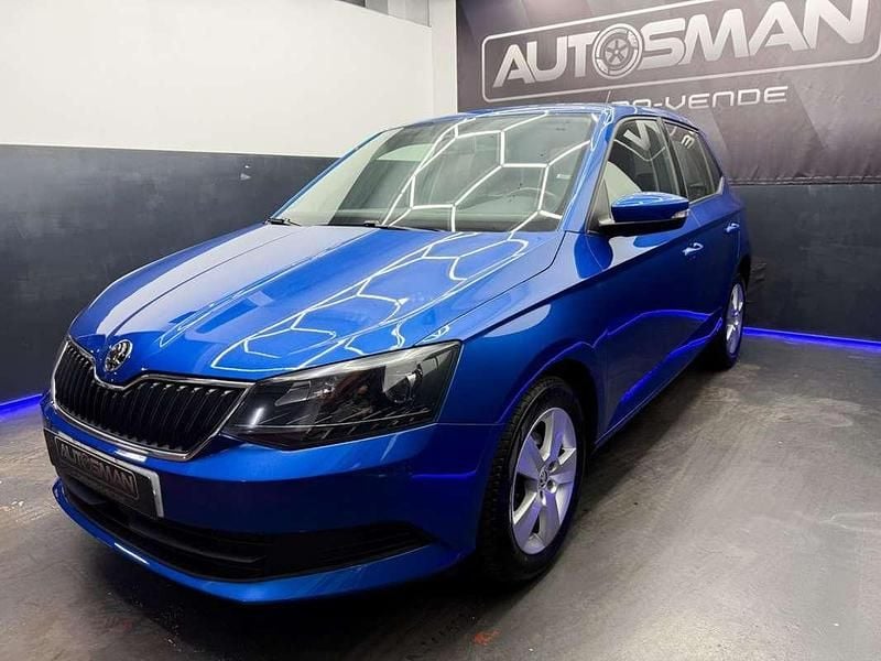Usado Skoda Fabia 95 CV (69 kW) 2018 Azul Utilitario