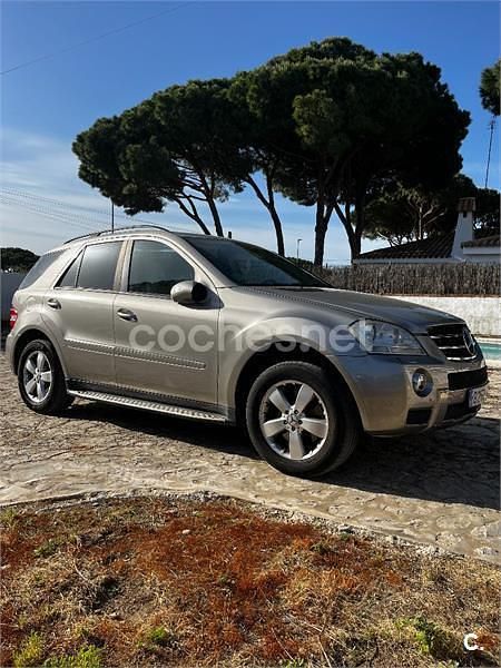 Usado Mercedes ML500 306 CV (225 kW) 2006 Beige SUV