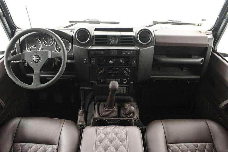 Usado Land Rover Defender 122 CV (89 kW) 2007 Verde Familiar