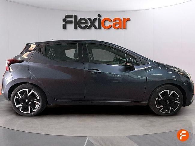 Usado Nissan Micra Acenta 92 CV (67 kW) 2021 Granate Utilitario
