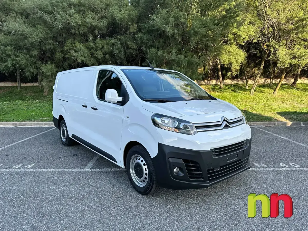 Usado Citroën Jumpy 120 CV (88 kW) 2022 Blanco Monovolumen