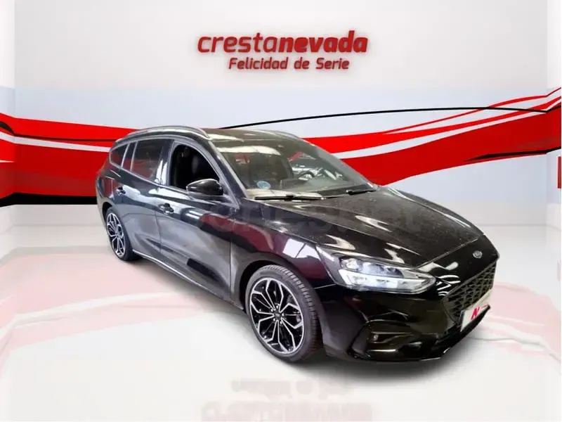 Usado Ford Focus ST-Line 125 CV (91 kW) 2020 Negro Familiar