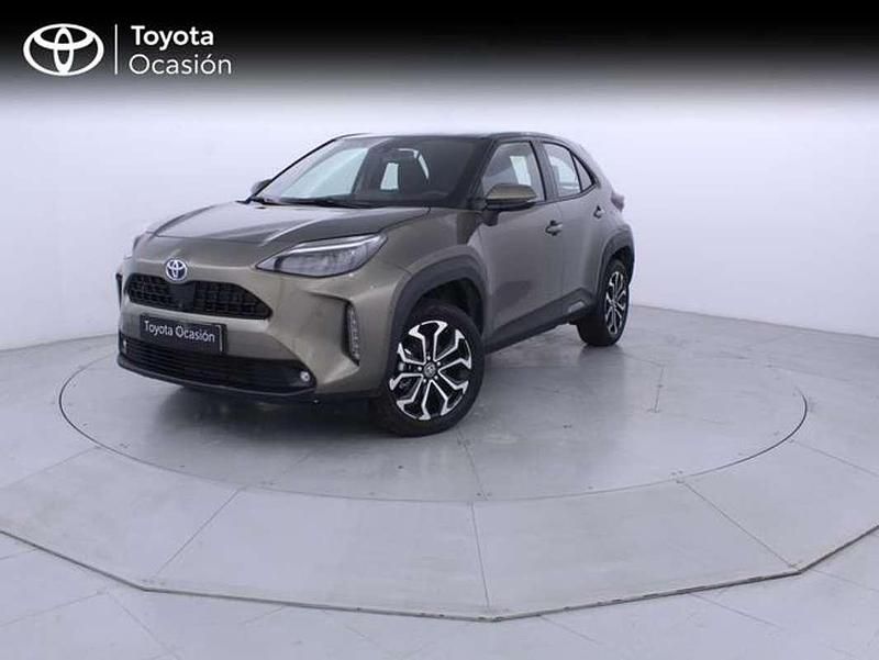 Marrón Usado 2021 Toyota Yaris Cross Active SUV | 20.975 € (Buen precio) - Imagen 1/4