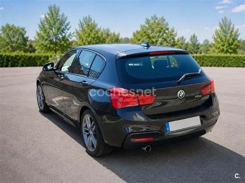 Usado BMW 118 150 CV (110 kW) 2017 Negro Berlina