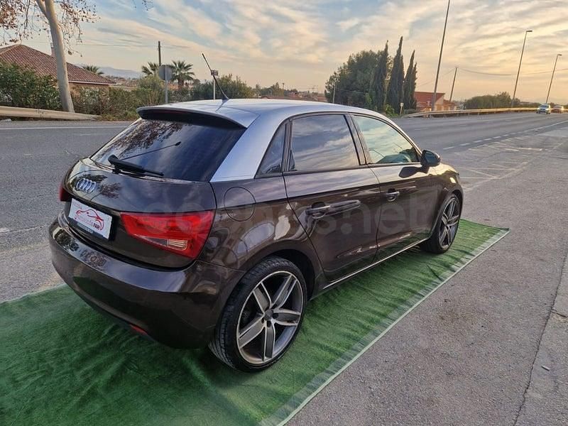Usado Audi A1 Sportback Ambition 105 CV (77 kW) 2012 Marrón Utilitario