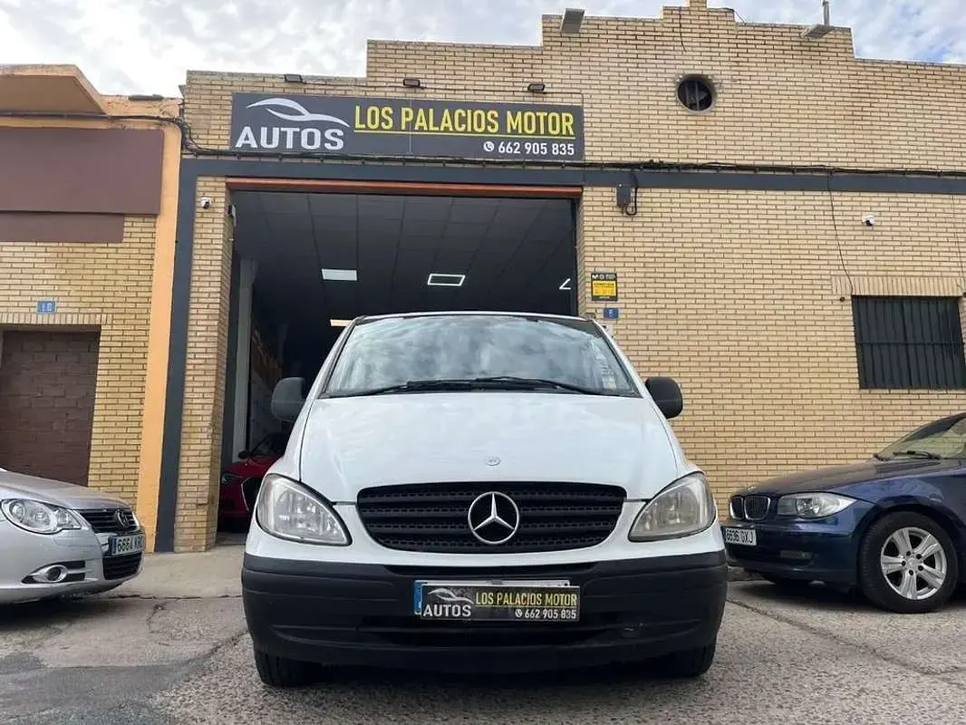 Usado Mercedes Vito 95 CV (69 kW) 2006 Blanco Van
