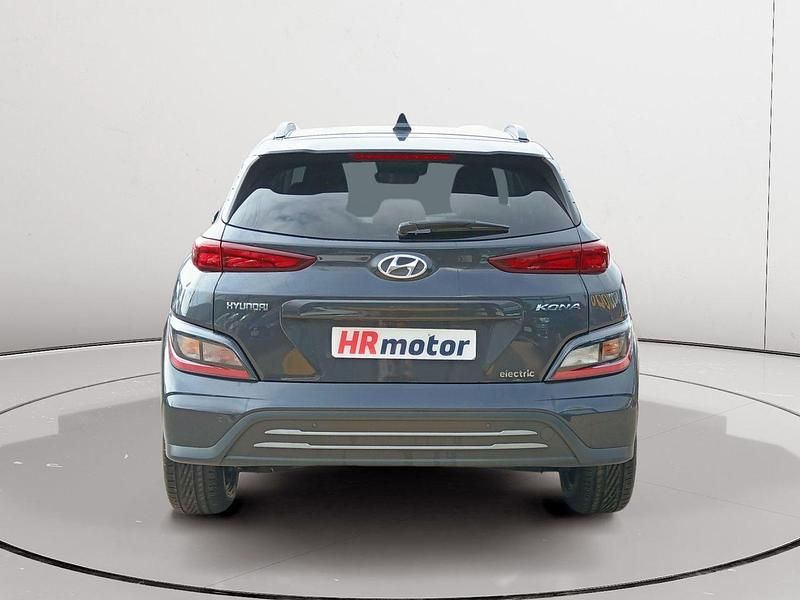 Usado Hyundai Kona 100 kW (136 CV) 2022 Gris SUV