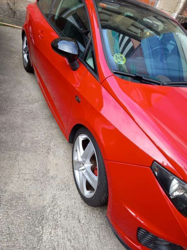 Usado Seat Ibiza SC FR 143 CV (105 kW) 2011 Rojo Utilitario