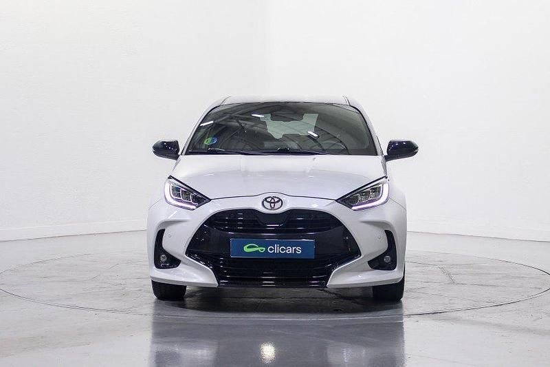 Usado Toyota Yaris Hybrid Edition 130 CV (95 kW) 2024 Blanco Berlina