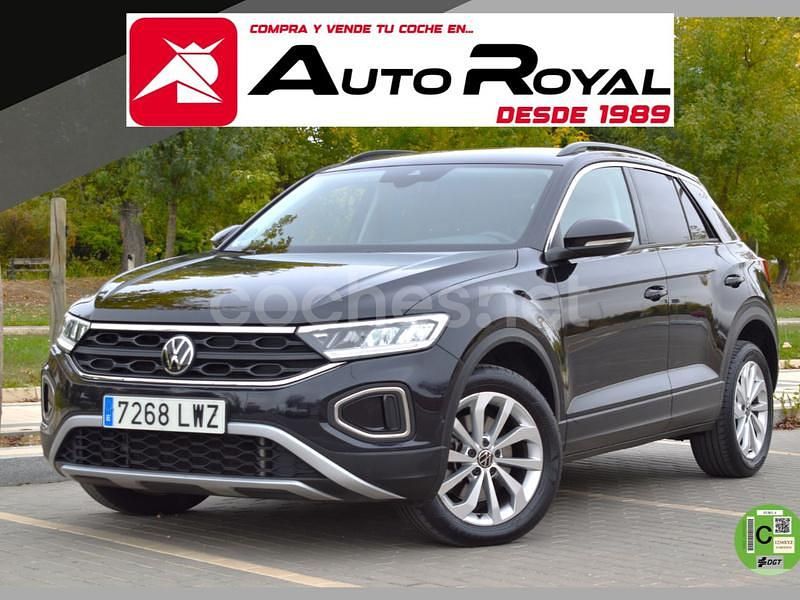 Negro Usado 2022 VW T-Roc Advance SUV | 25.900 € (Un poco caro) - Imagen 1/4