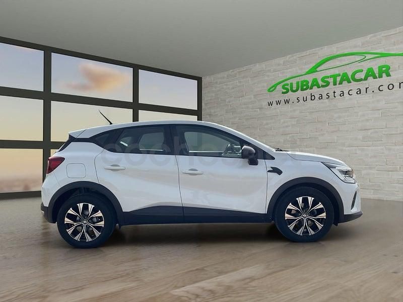 Usado Renault Captur Intens 100 CV (73 kW) 2022 Blanco SUV
