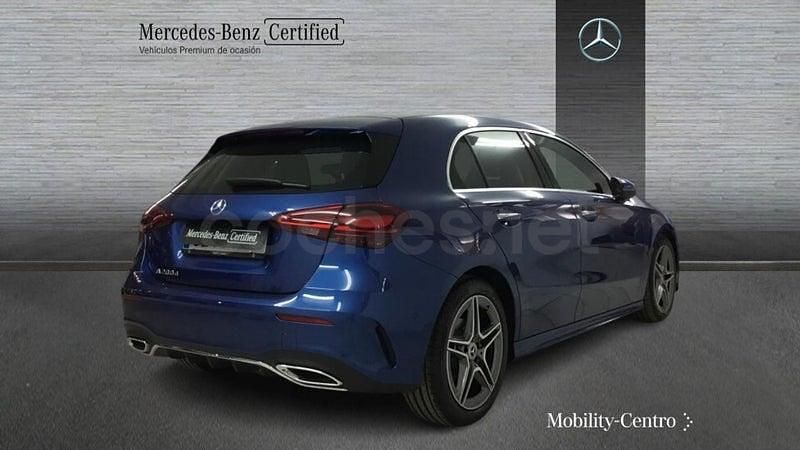 Usado Mercedes A200 AMG line 150 CV (110 kW) 2024 Azul espectra Berlina