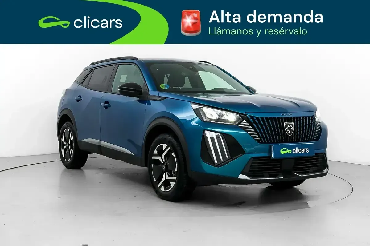 Usado Peugeot 2008 Allure 136 CV (100 kW) 2025 Azul SUV
