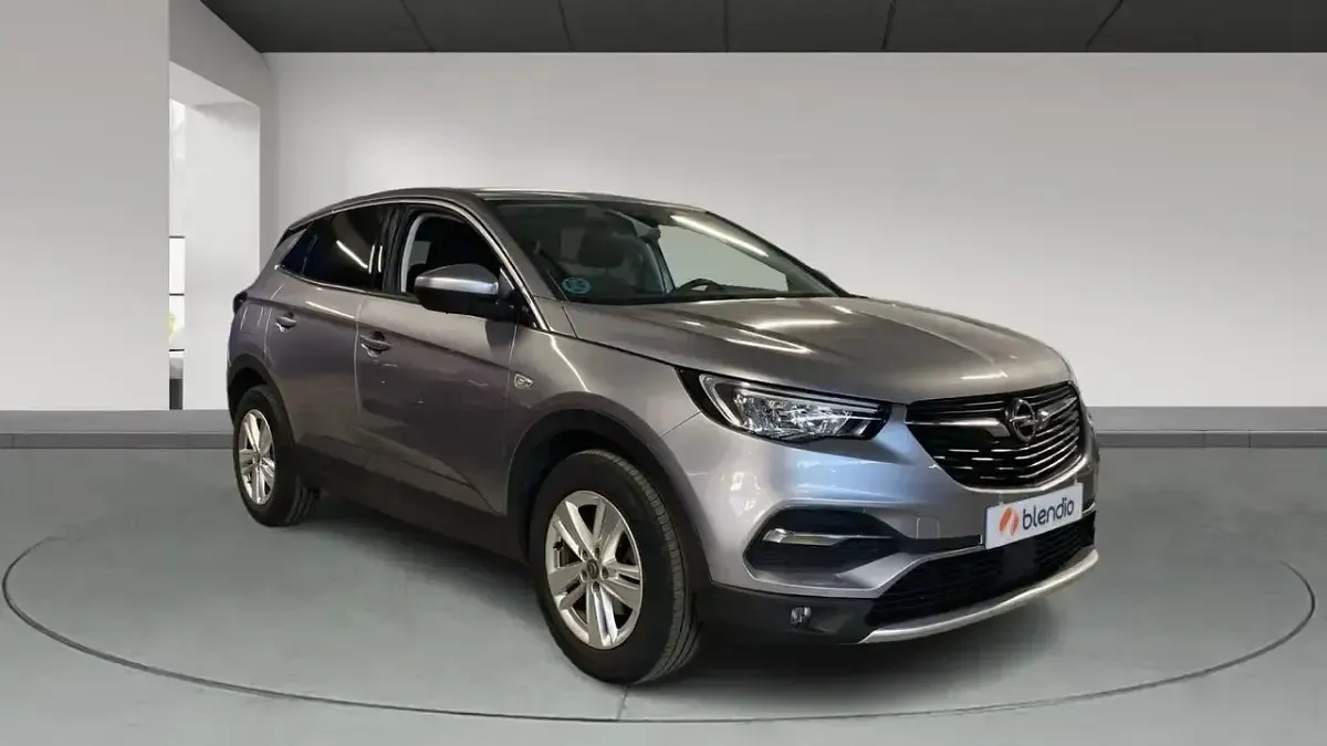 Usado Opel Grandland X Ultimate 130 CV (95 kW) 2021 Gris SUV
