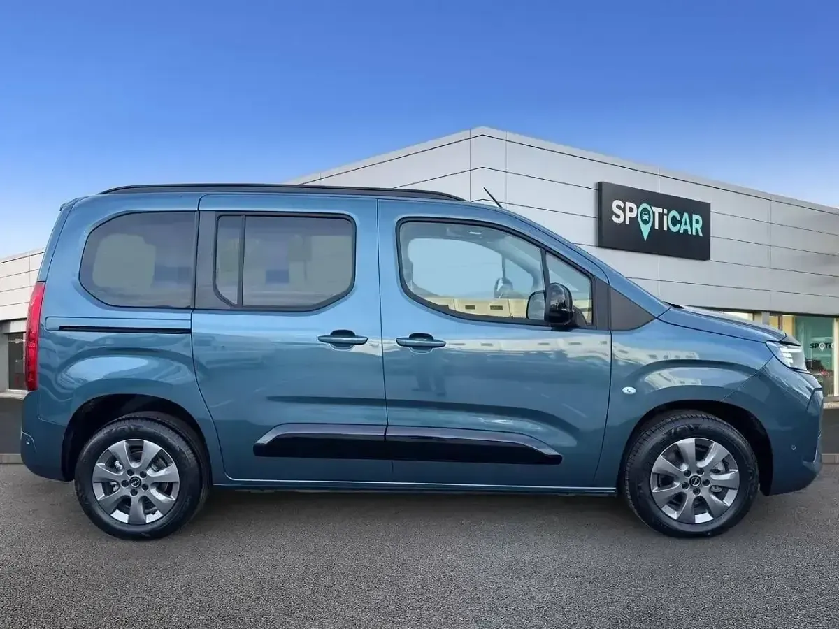 Usado Opel Combo S 130 CV (95 kW) 2024 Azul Monovolumen