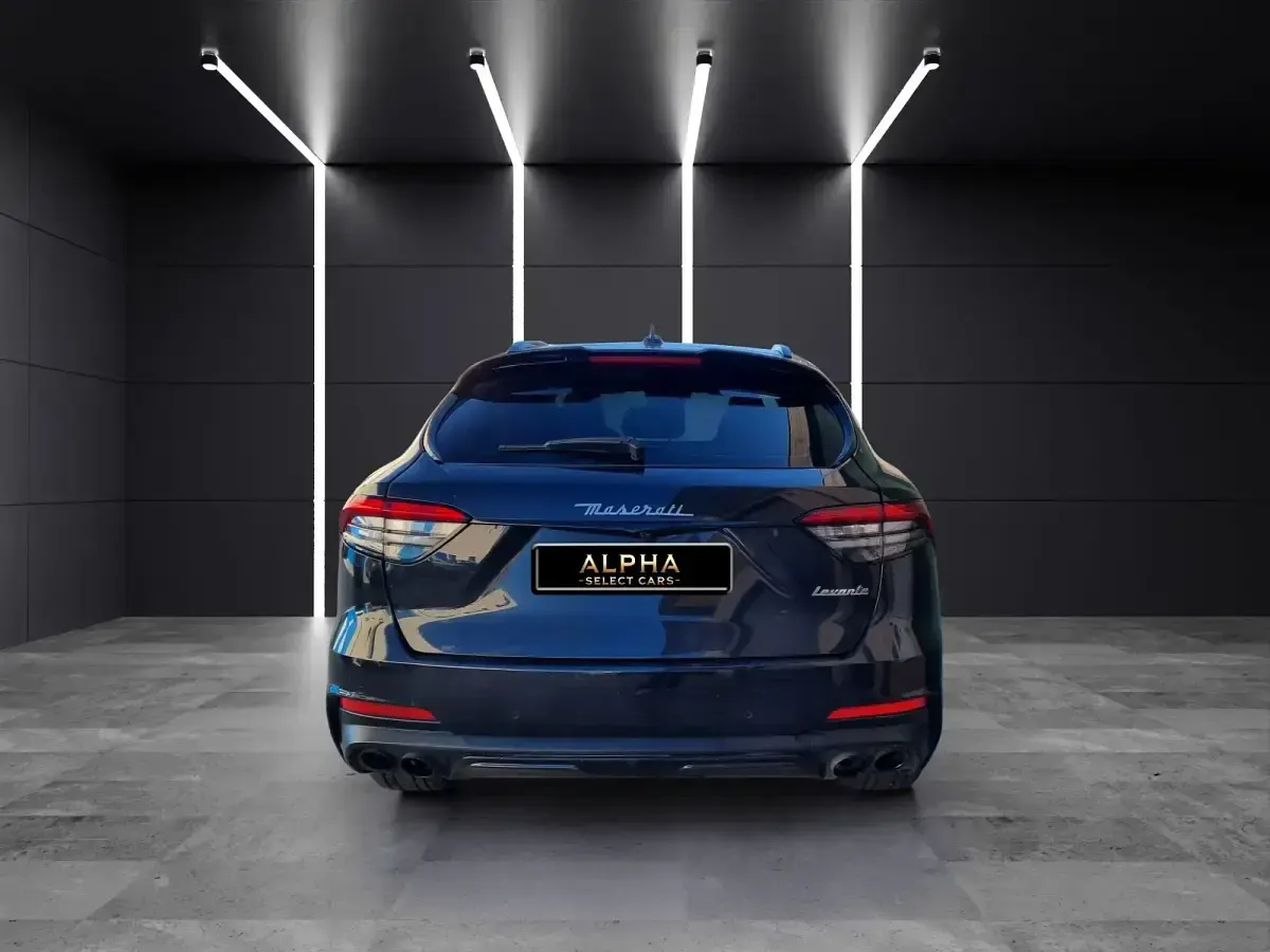 Usado Maserati Levante 275 CV (202 kW) 2021 Negro SUV