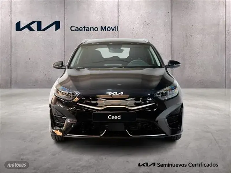 Usado Kia Ceed Sportswagon 141 CV (103 kW) 2024 Negro Familiar