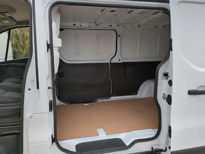 Nuevo Renault Trafic 52 kW (71 CV) 2025 Blanco Monovolumen