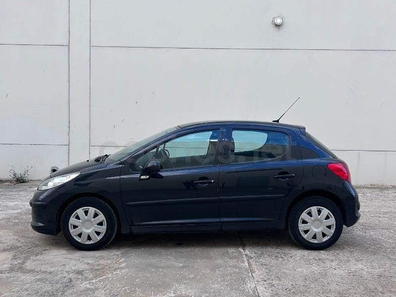 Usado Peugeot 207 95 CV (69 kW) 2008 Negro Berlina