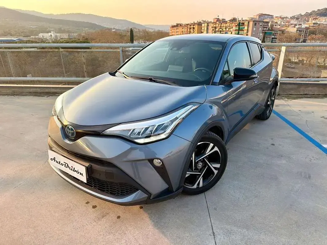Usado Toyota C-HR Advance 122 CV (89 kW) 2023 Gris SUV