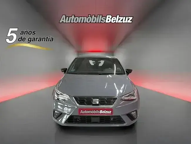 Usado Seat Ibiza FR 150 CV (110 kW) 2024 Gris Utilitario