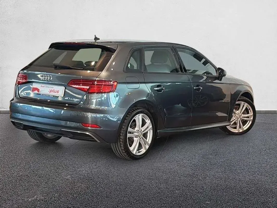 Usado Audi A3 Sportback e-tron S-Line 204 CV (150 kW) 2020 Gris Utilitario