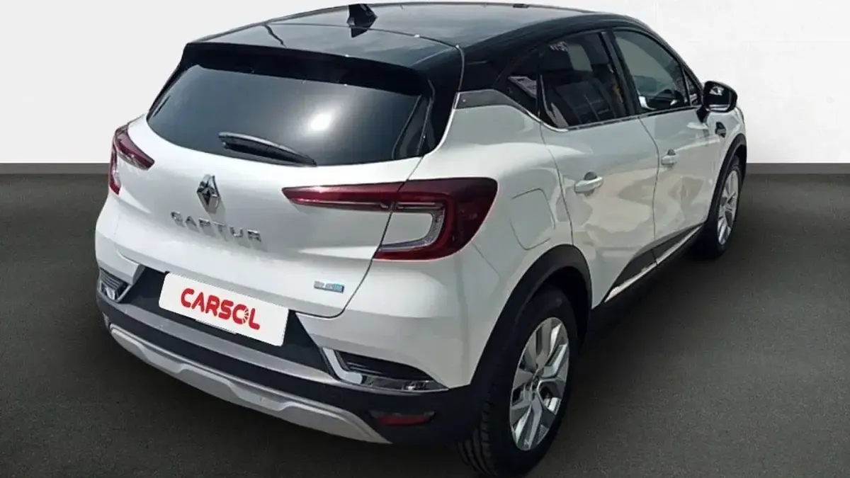 Usado Renault Captur Zen 160 CV (117 kW) 2022 Blanco SUV