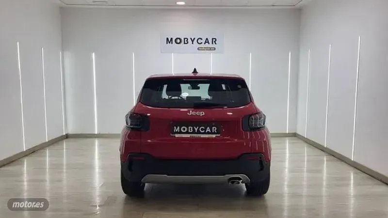 Usado Jeep Avenger Altitude 100 CV (73 kW) 2023 Rojo SUV