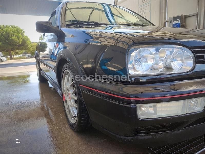 Usado VW Golf III GTI 150 CV (110 kW) 1993 Negro Berlina