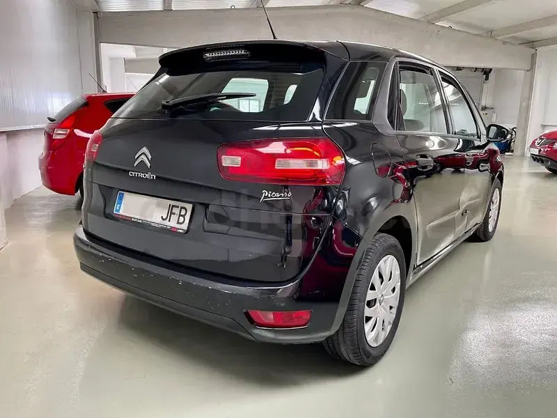 Usado Citroën C4 Picasso Attraction 131 CV (96 kW) 2015 Negro Monovolumen