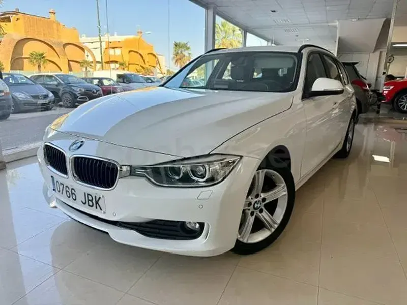 Usado BMW 320 184 CV (135 kW) 2015 Blanco Familiar