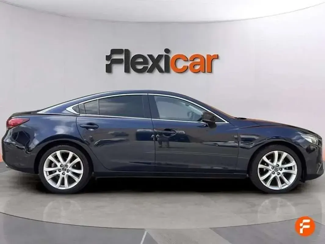 Usado Mazda 6 Luxury 150 CV (110 kW) 2017 Azul Berlina