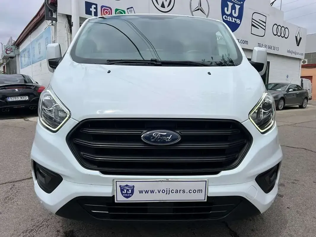 Usado Ford Transit Custom Trend 129 CV (94 kW) 2023 Blanco Van