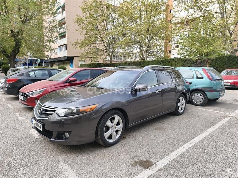 Usado Honda Accord Executive 156 CV (114 kW) 2011 Negro Familiar