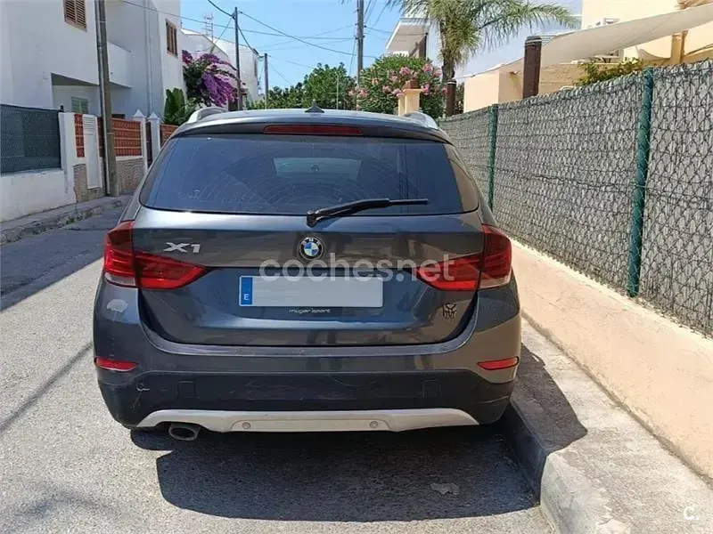 Usado BMW X1 143 CV (105 kW) 2012 Gris / plata SUV