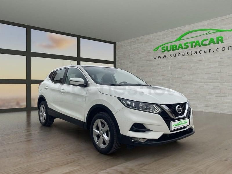 Usado Nissan Qashqai Acenta 115 CV (84 kW) 2021 Blanco SUV