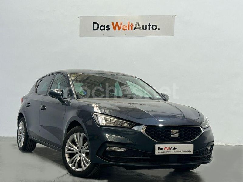 Gris Usado 2024 Seat Leon Style Berlina | 22.900 € (Super precio) - Imagen 1/4